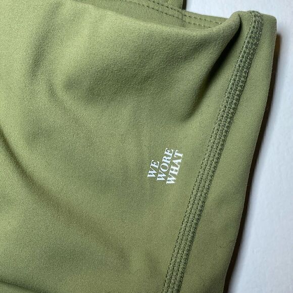 NWT WEWOREWHAT Bandeau Bra Top Sage Green Women’s Size Large - Picture 3 of 5